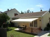 Store Banne jaune et blanc pour terrasse ou balcon