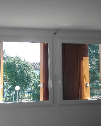 Fenêtres et Persiennes en PVC - Renovation appartement en copropriété