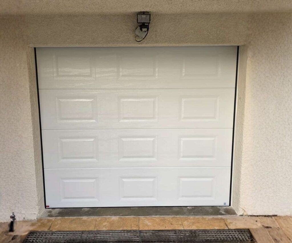 Porte de garage Sectionnelle AMTB Draveil