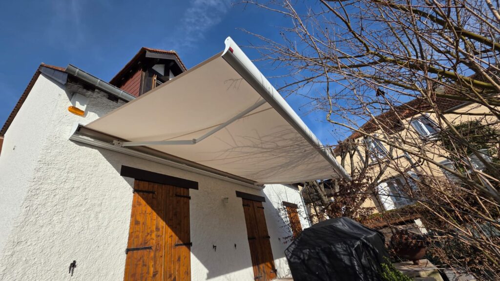 Store banne Marquises par AMTB